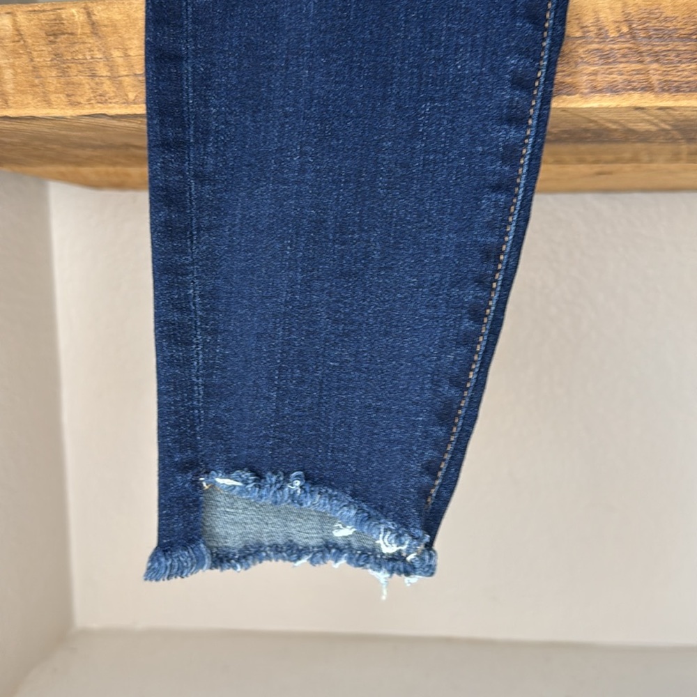 Madison Astor midrise skinny ankle jeans with frayed-hem, size 8/29, dark blue - Picture 7 of 16